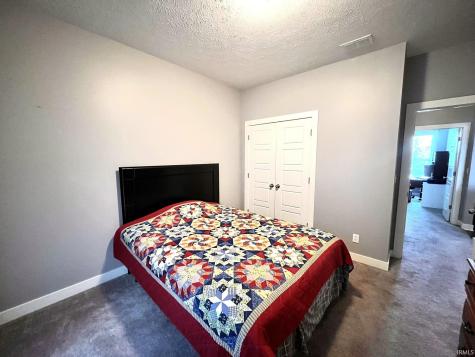 5131 Stables Drive Evansville IN 47715