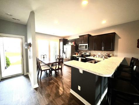 5131 Stables Drive Evansville IN 47715