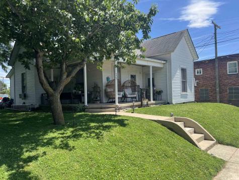 133 N Main Street Albany IN 47320