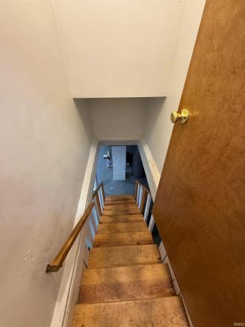 202 Dewey Avenue Washington IN 47501