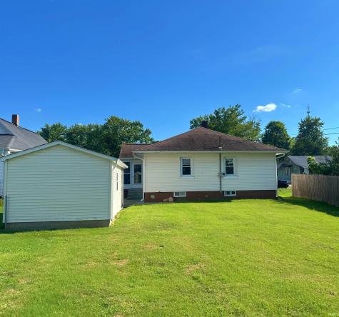 202 Dewey Avenue Washington IN 47501
