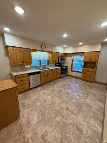 202 Dewey Avenue Washington IN 47501