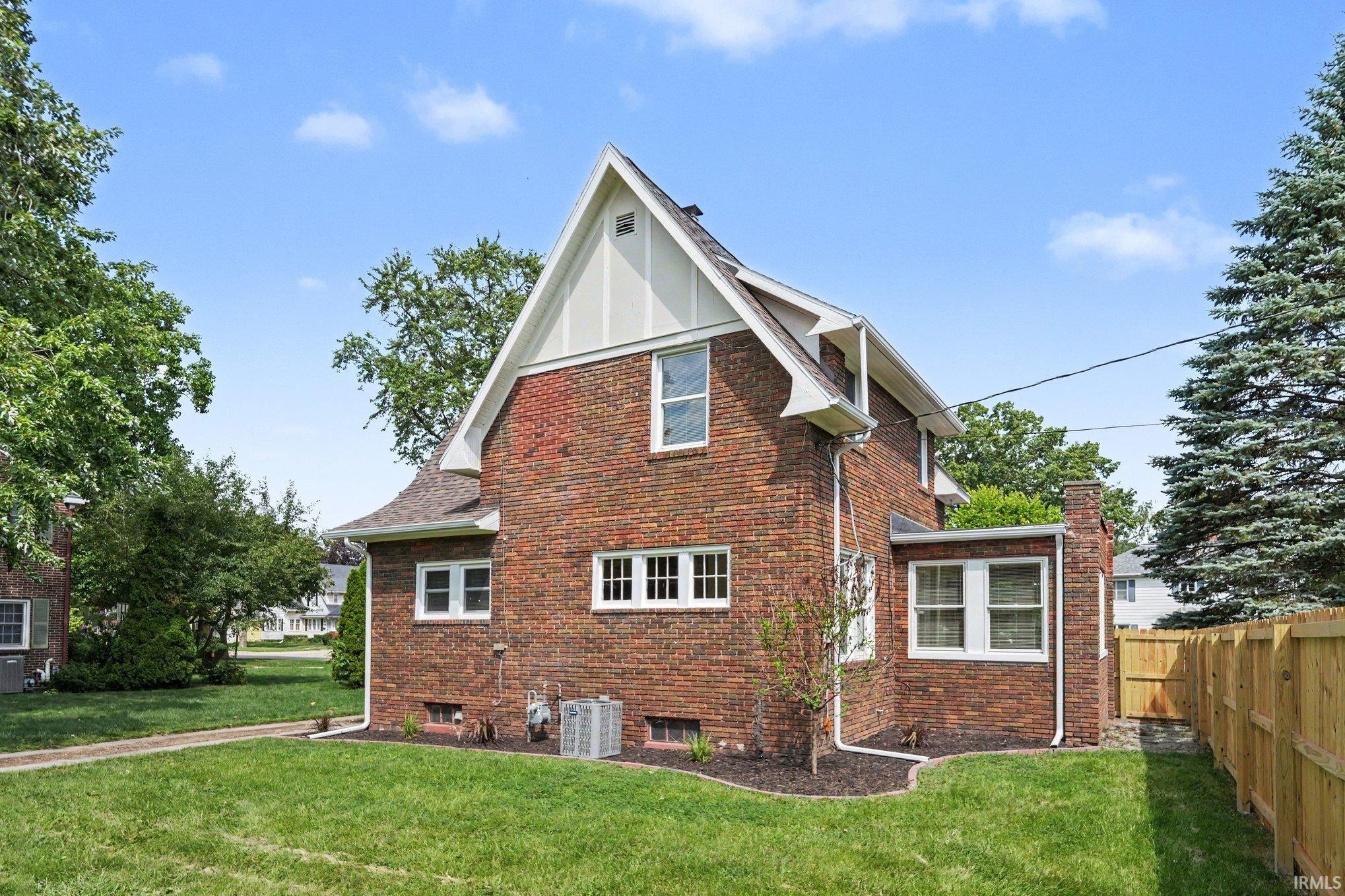 1407 Strong Avenue Elkhart IN 46514