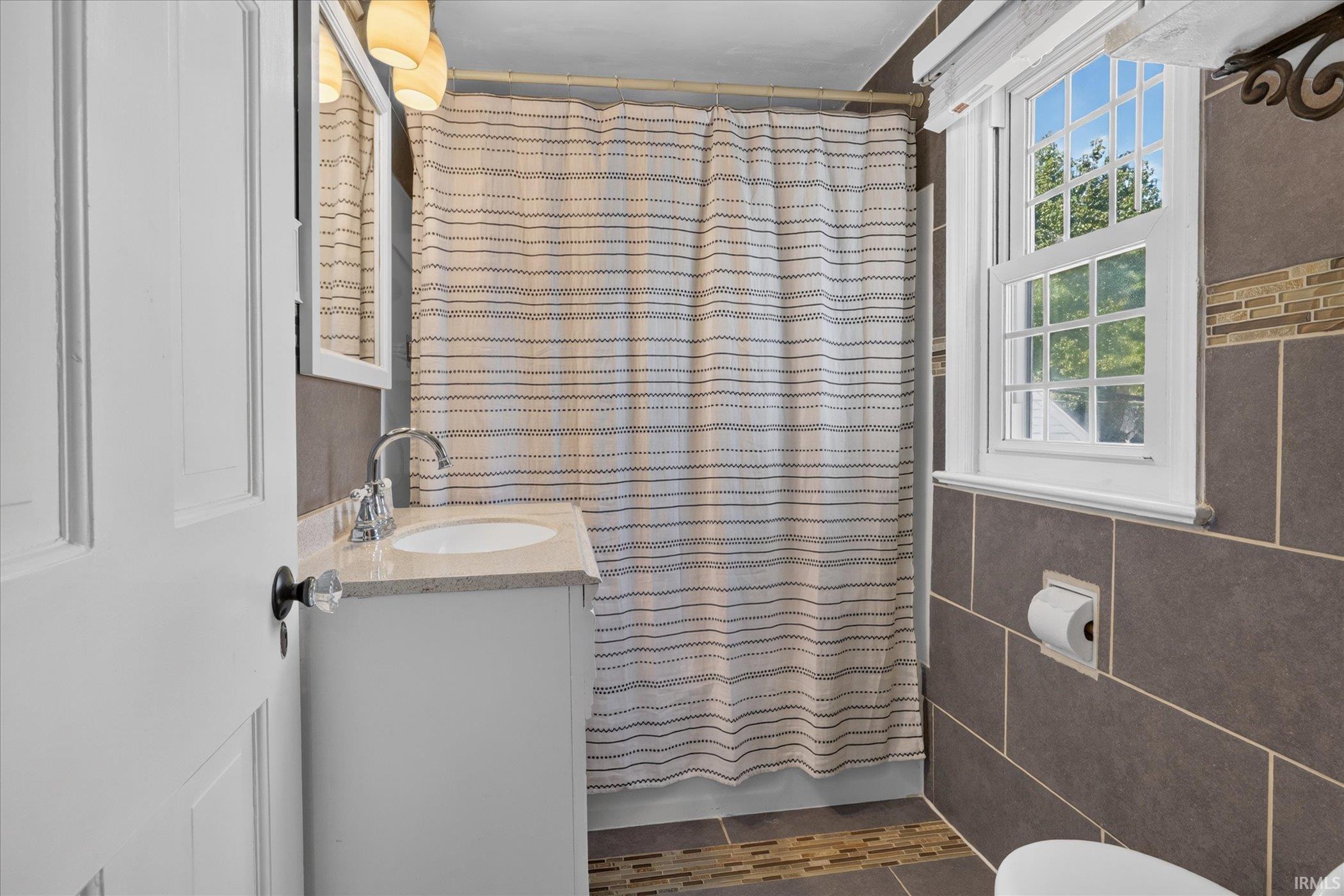 424 Miami Club Drive Mishawaka IN 46544