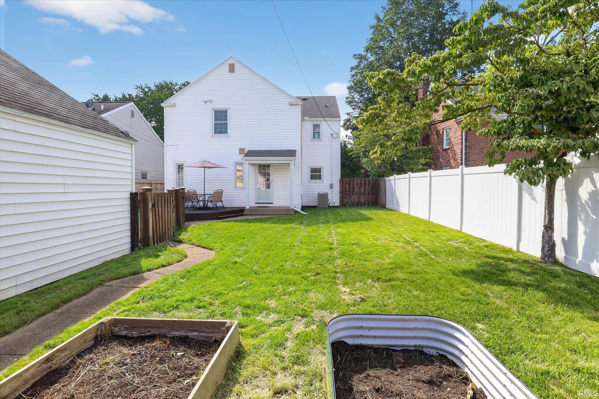 424 Miami Club Drive Mishawaka IN 46544