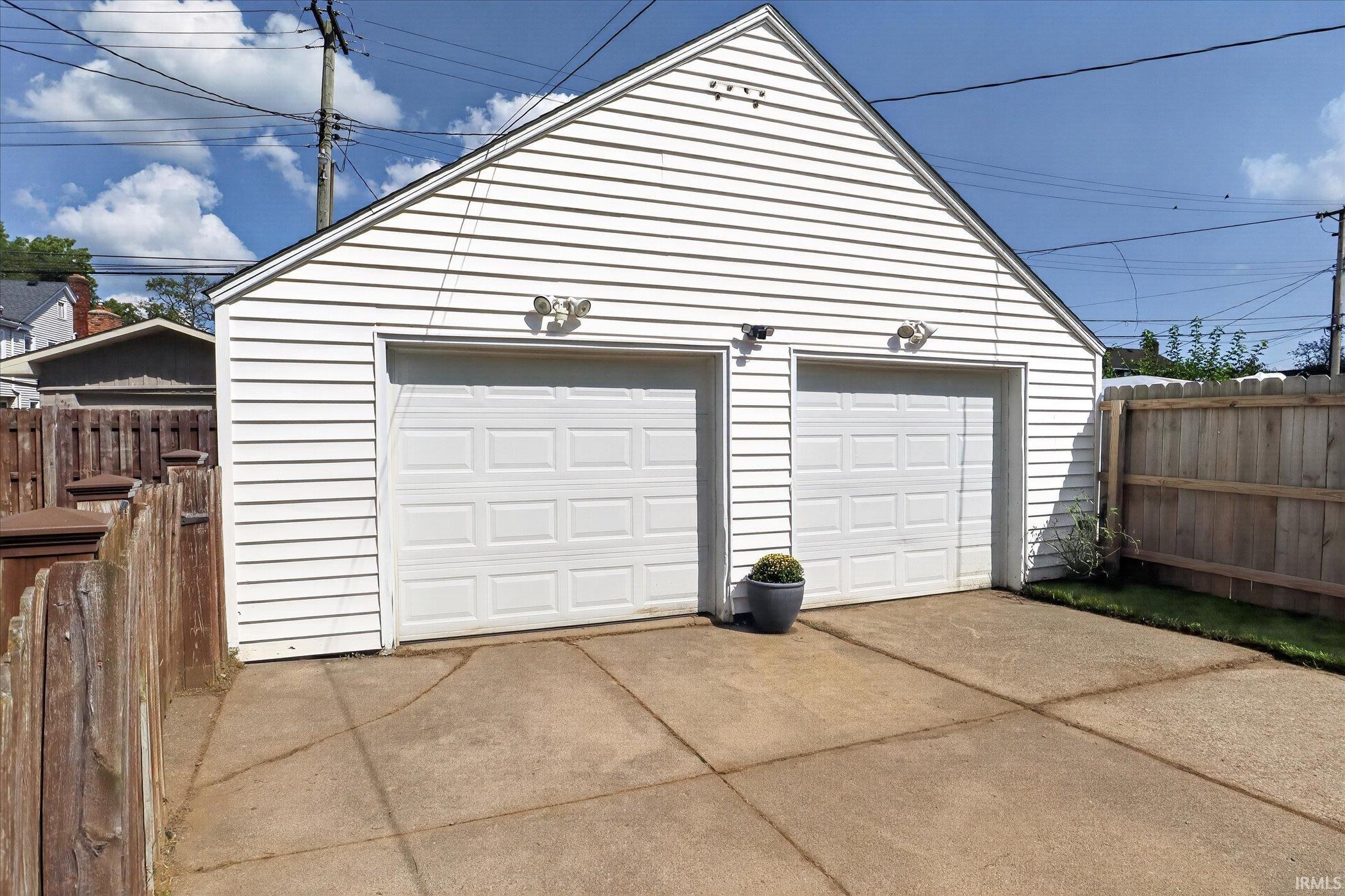 424 Miami Club Drive Mishawaka IN 46544