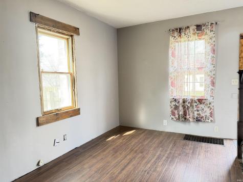 1018 E 8th Street Veedersburg IN 47987