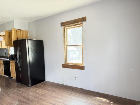 1018 E 8th Street Veedersburg IN 47987