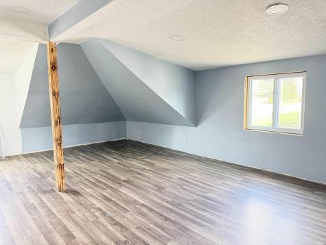 1018 E 8th Street Veedersburg IN 47987