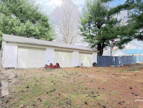 1018 E 8th Street Veedersburg IN 47987