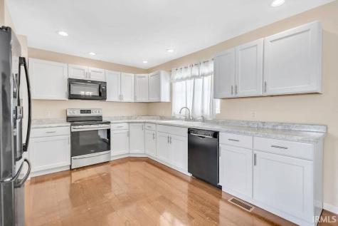 1744 Parkview Drive Bedford IN 47421
