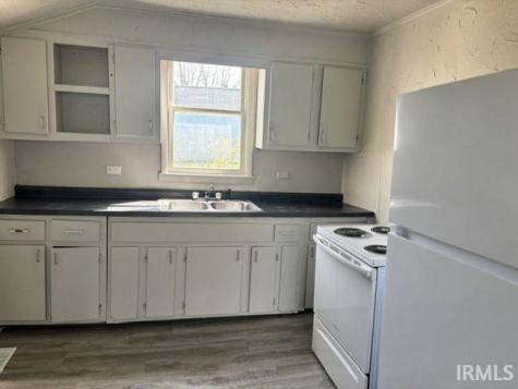 1425 E Uhlhorn Street Evansville IN 47710