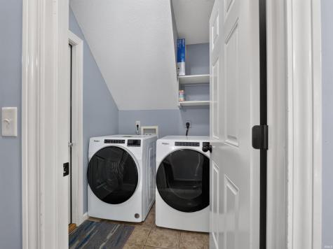 2251 Laurelwood Drive Warsaw IN 46580