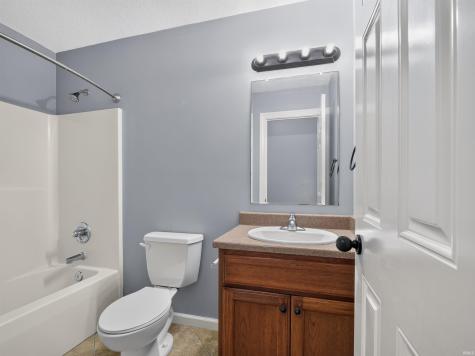 2251 Laurelwood Drive Warsaw IN 46580