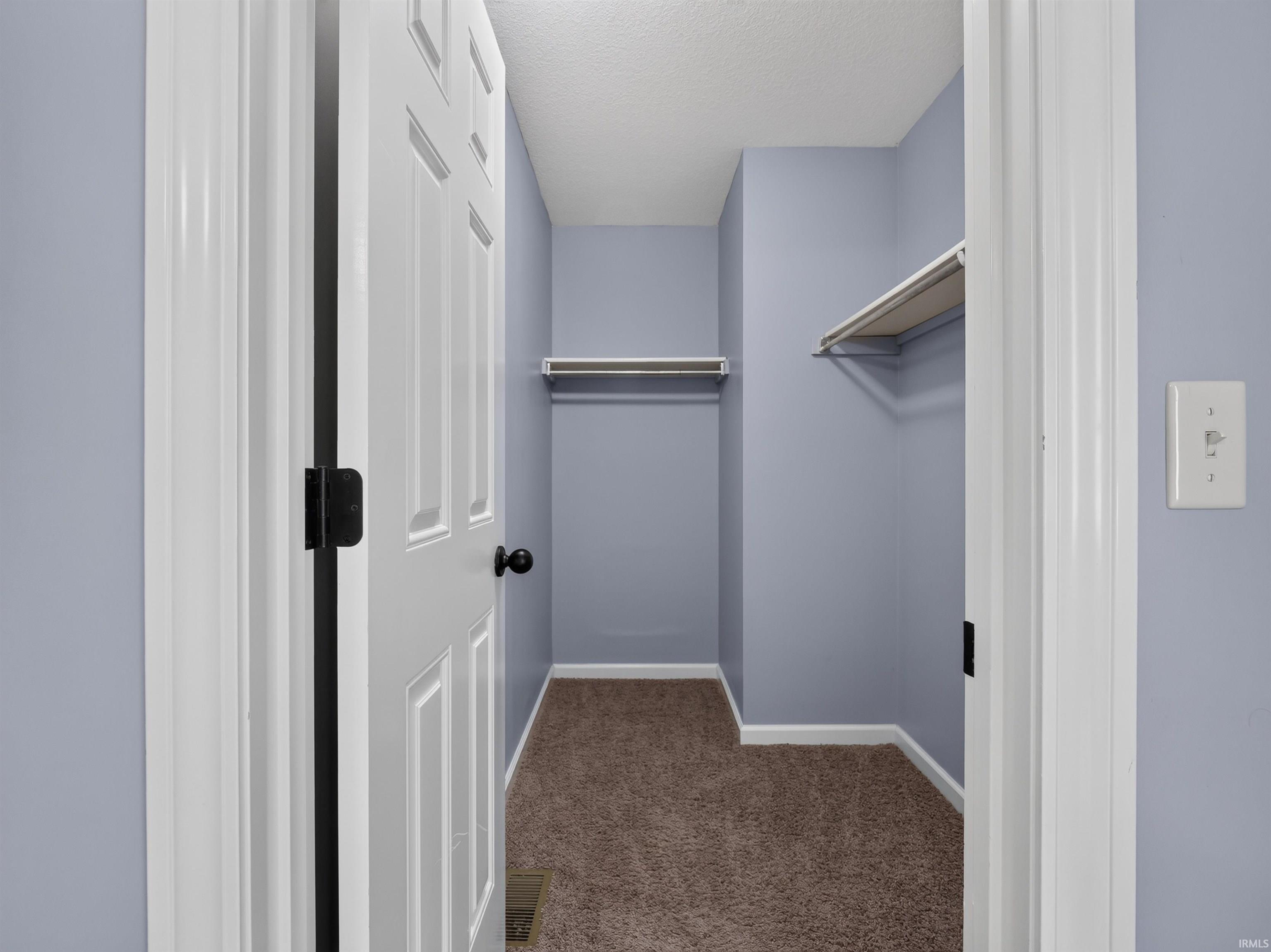 2251 Laurelwood Drive Warsaw IN 46580