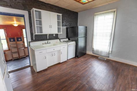 295 E Walnut Street Macy IN 46951