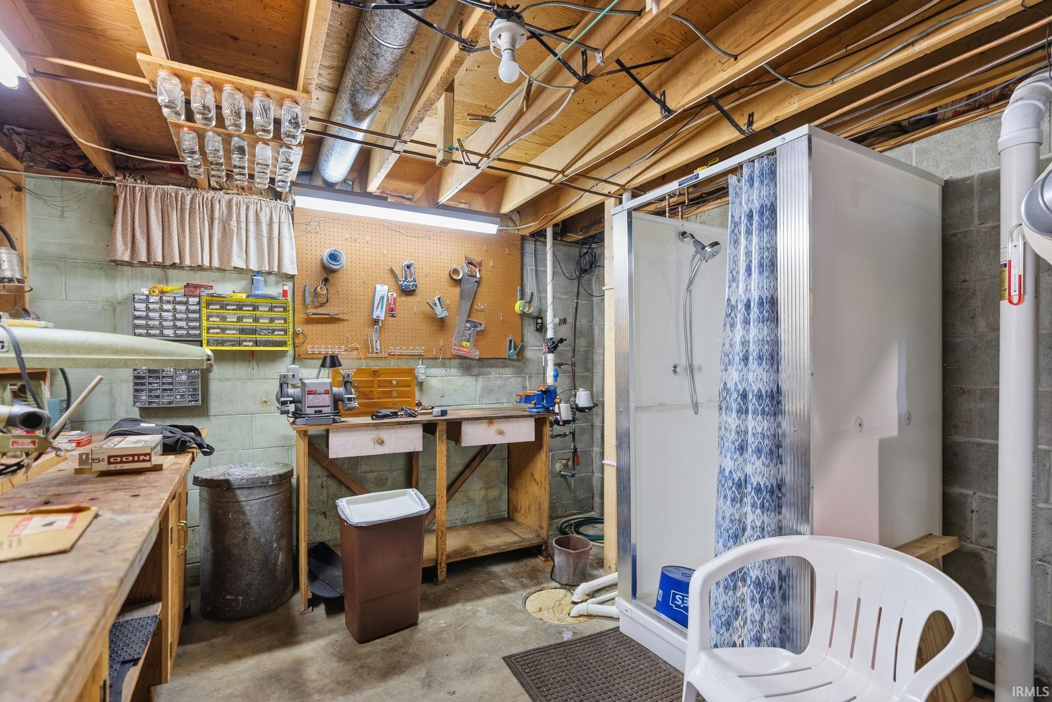 1716 Mayfield Common Goshen IN 46526