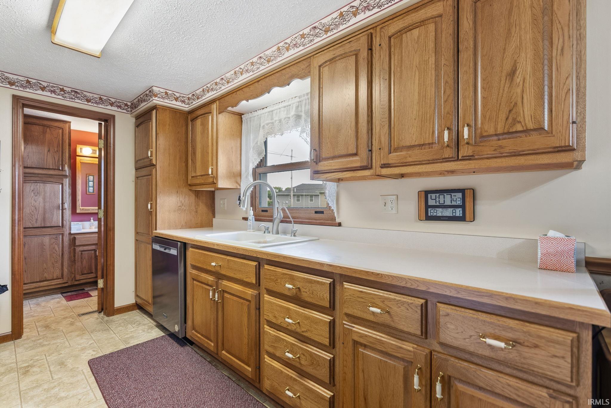 1716 Mayfield Common Goshen IN 46526
