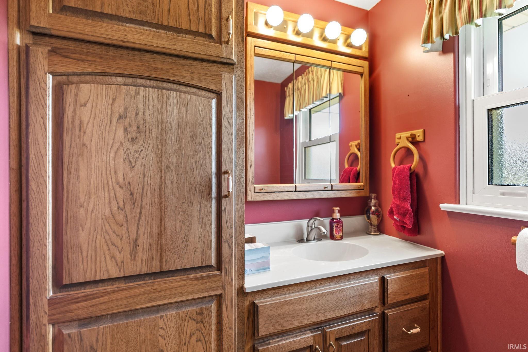 1716 Mayfield Common Goshen IN 46526