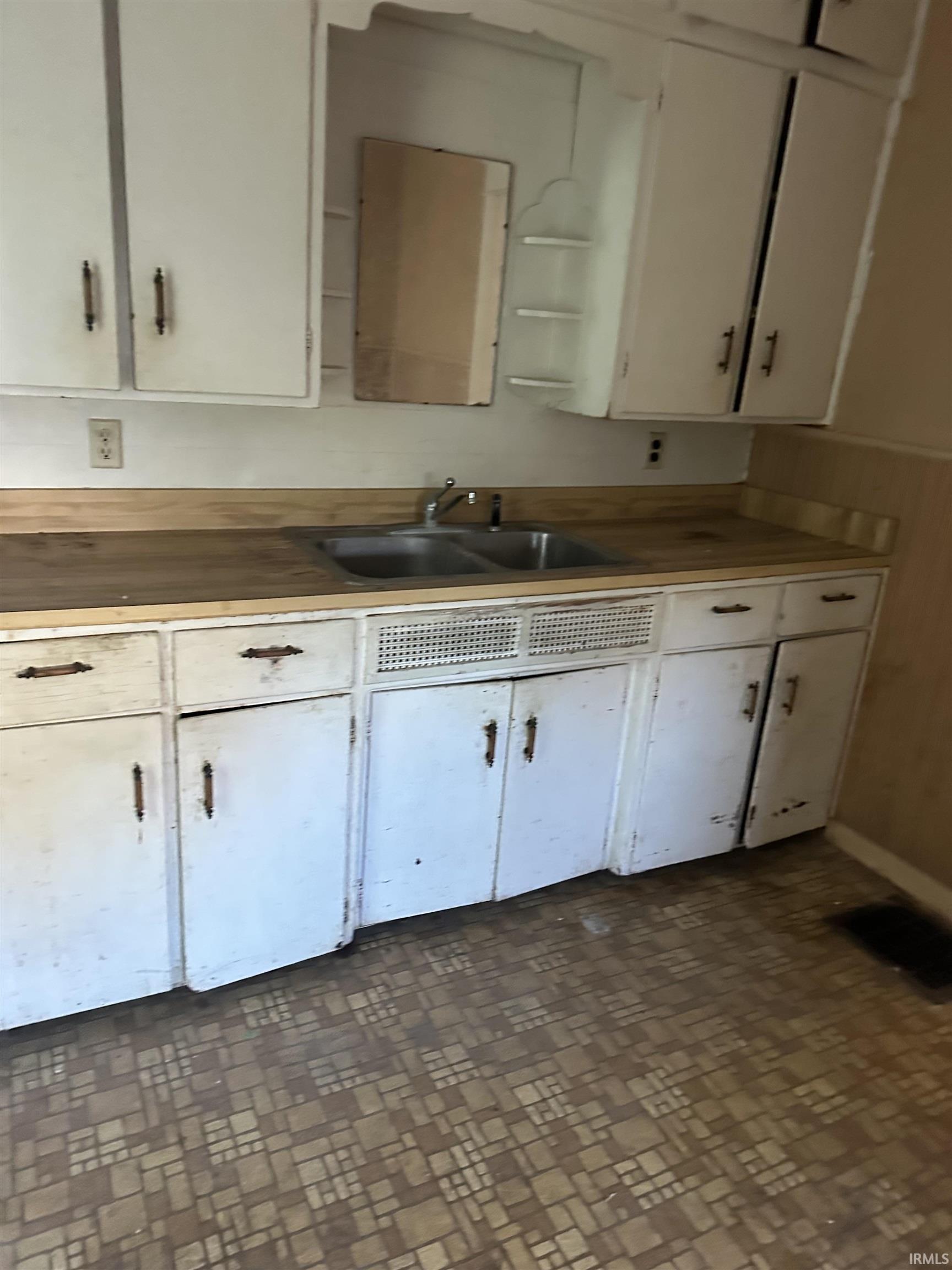 1133 E Donald Street South Bend IN 46613