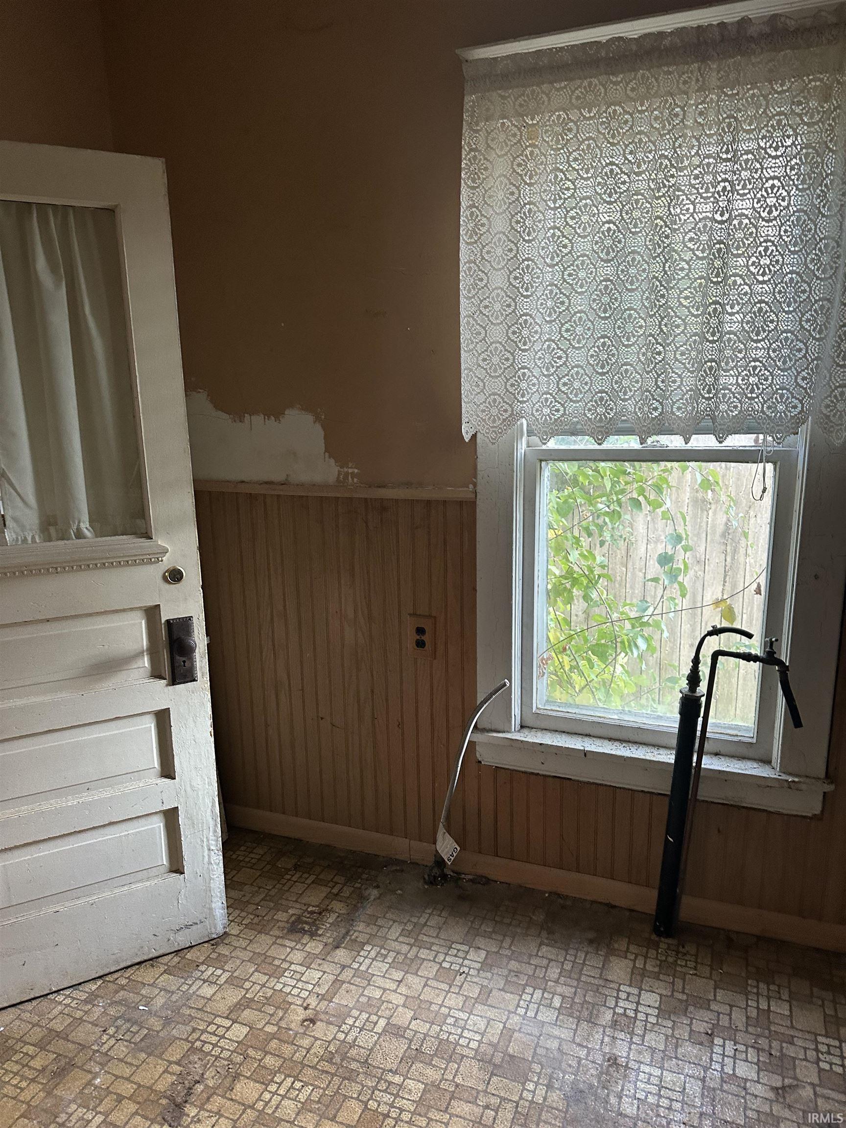 1133 E Donald Street South Bend IN 46613