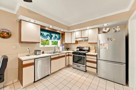 2308 W Purdue Avenue Muncie IN 47304