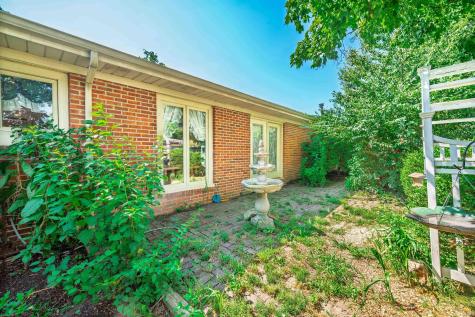 2308 W Purdue Avenue Muncie IN 47304
