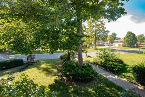2308 W Purdue Avenue Muncie IN 47304