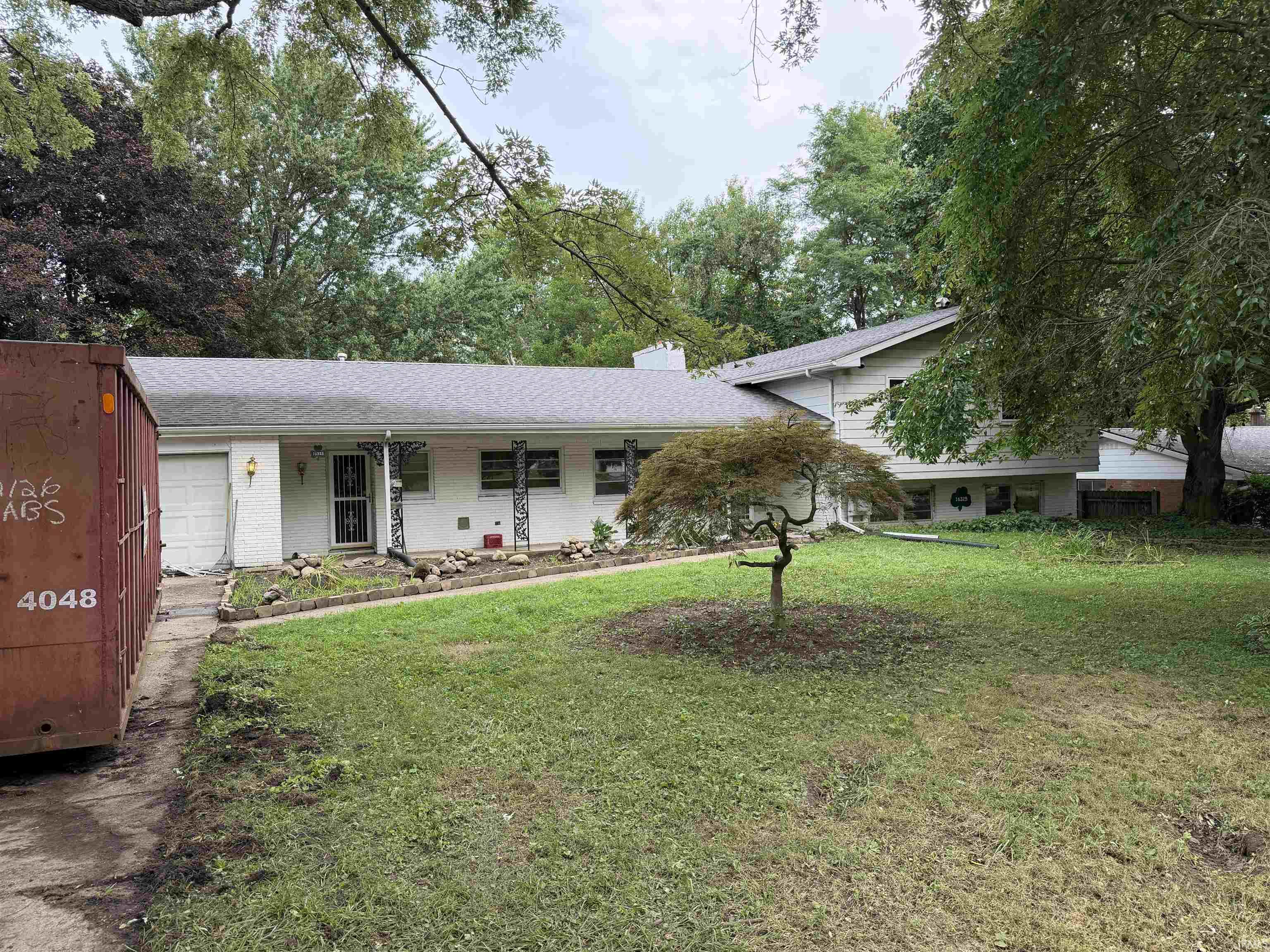 16325 Shamrock Drive Mishawaka IN 46544
