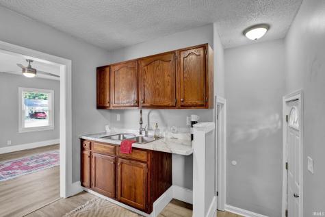 1106 S Boeke Road Evansville IN 47714