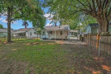 1106 S Boeke Road Evansville IN 47714