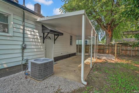 1106 S Boeke Road Evansville IN 47714