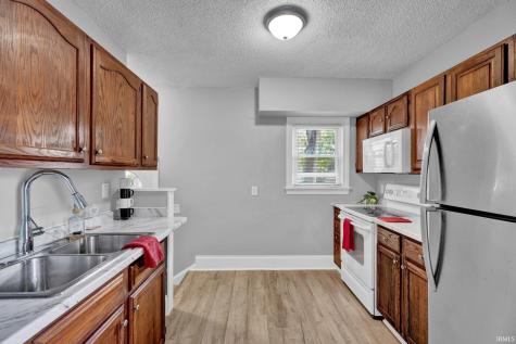 1106 S Boeke Road Evansville IN 47714
