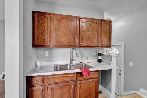 1106 S Boeke Road Evansville IN 47714