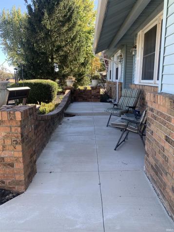 1420 N 100 E Hartford City IN 47348