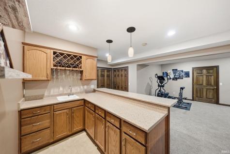 708 Blackthorn Cove Fort Wayne IN 46804