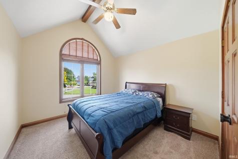 708 Blackthorn Cove Fort Wayne IN 46804