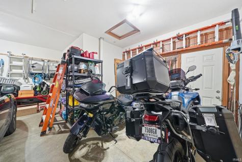 708 Blackthorn Cove Fort Wayne IN 46804