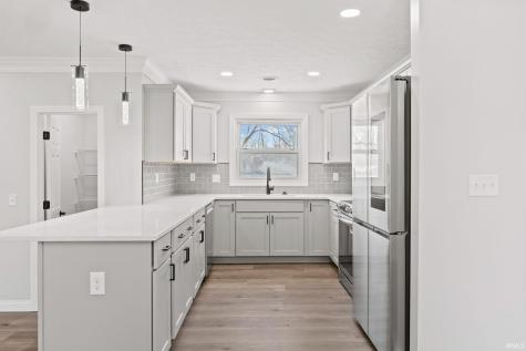 7618 S 350 E. Road Lafayette IN 47909