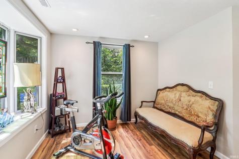 1724 N Ridgeway Drive Ellettsville IN 47429