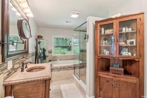 1724 N Ridgeway Drive Ellettsville IN 47429