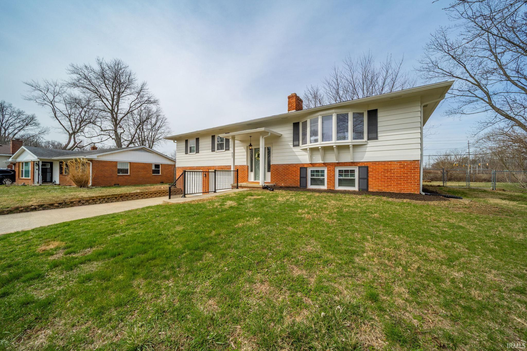807 Bittersweet Lane Anderson IN 46011