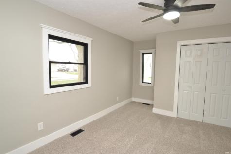 403 E Elm Street Sharpsville IN 46068