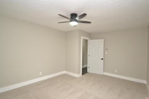 403 E Elm Street Sharpsville IN 46068