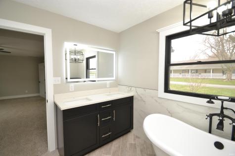 403 E Elm Street Sharpsville IN 46068