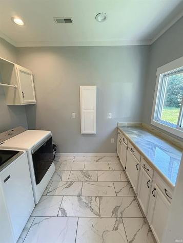 1501 Fox Run Drive Washington IN 47501