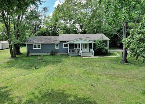 1501 Fox Run Drive Washington IN 47501