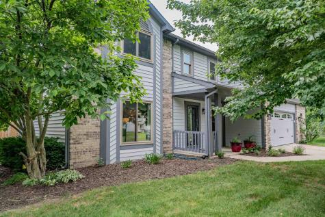 9015 Spring View Drive Fort Wayne IN 46804