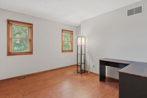 9015 Spring View Drive Fort Wayne IN 46804