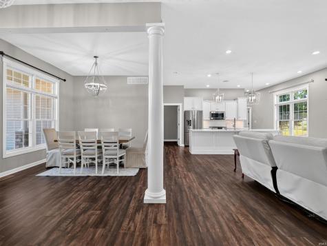 2051 E Barberry Drive Warsaw IN 46582